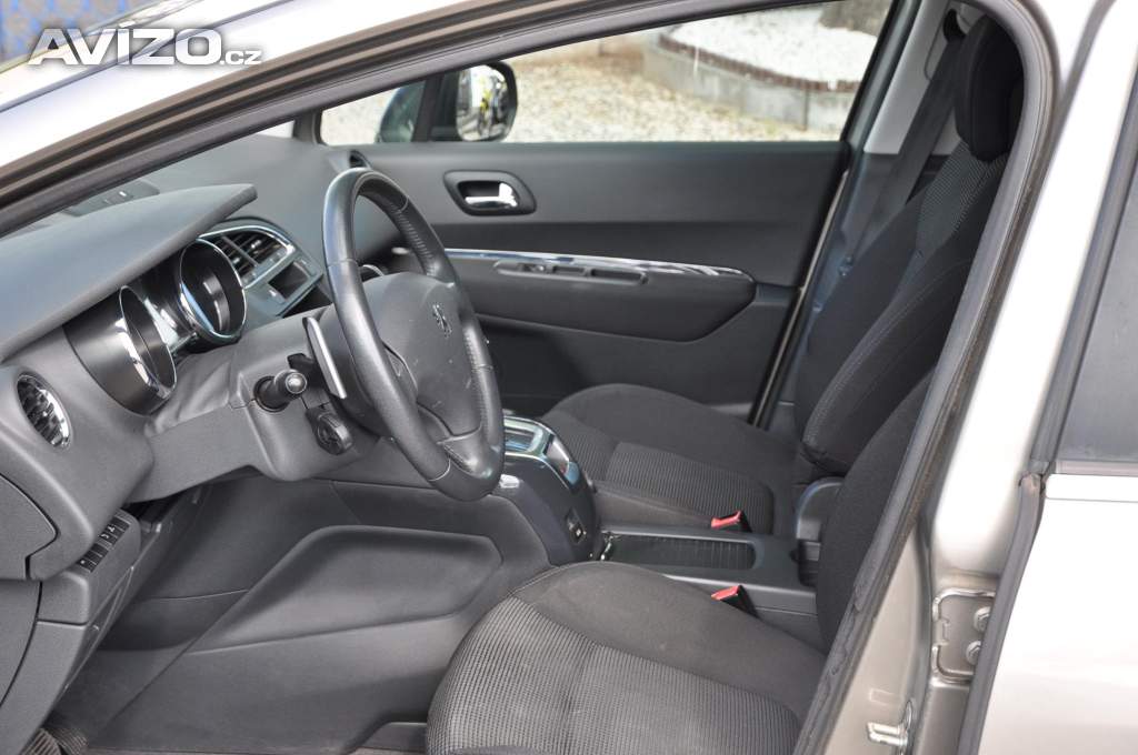 Foto inzerátu Peugeot 5008 1.6HDi 82kW AUTOMAT