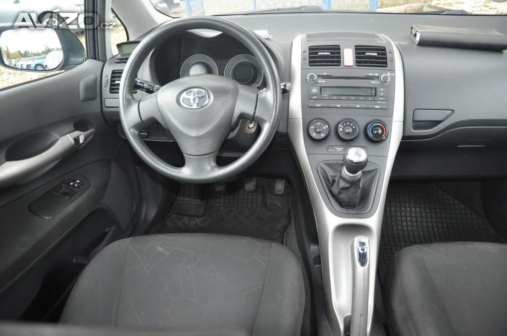 Foto inzerátu Toyota Auris 1.4VVTi 71kW 5dv. KLIMA