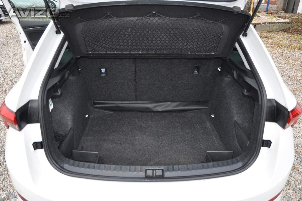 Foto inzerátu Škoda Scala 1.0TSi 81kW Ambition