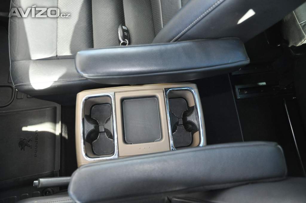 Foto inzerátu Peugeot Traveller 2.0HDi 110kW Kůže 8.míst