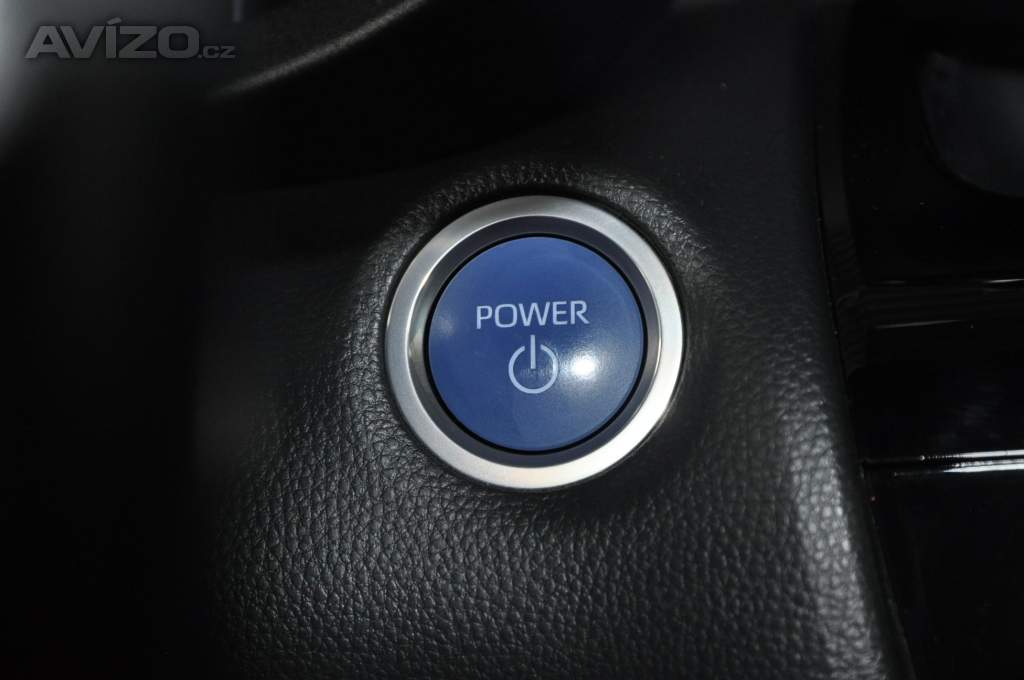 Foto inzerátu Toyota Yaris Cross 1.5HSD Executive 4x4