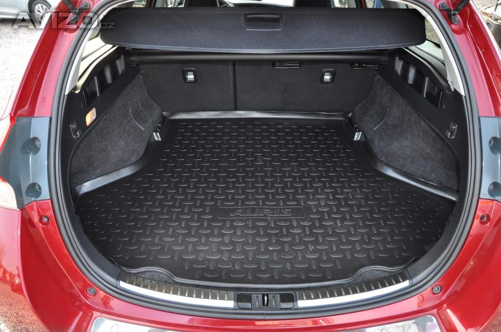 Foto inzerátu Toyota Auris 1.2i Turbo 85kW KOMBI