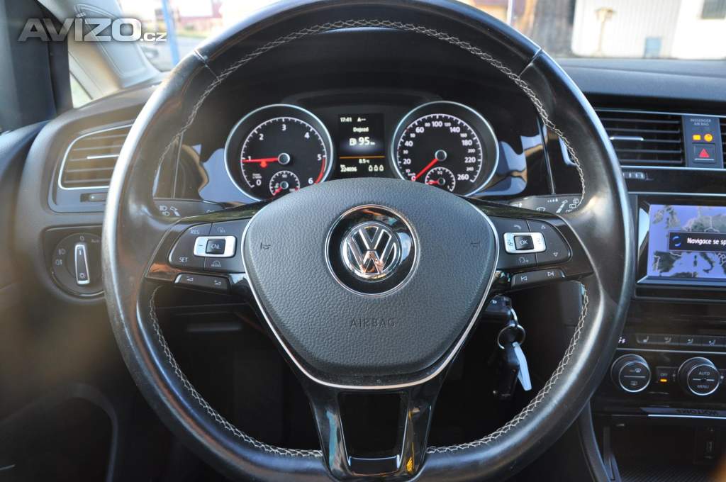 Foto inzerátu Volkswagen Golf VII 1.6TDi 77kW KOMBI 4x4