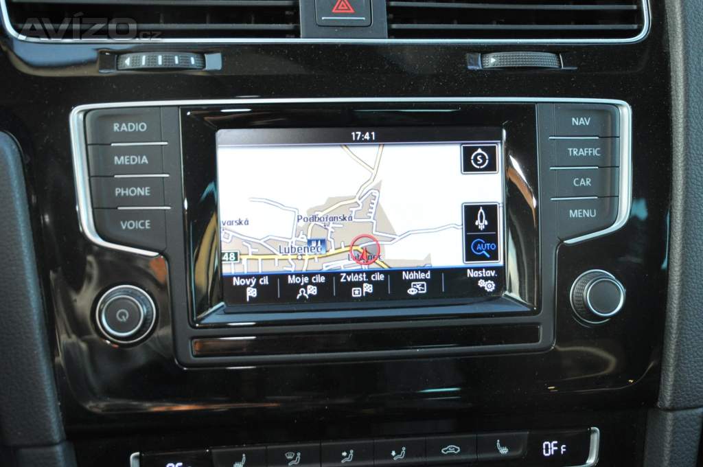 Foto inzerátu Volkswagen Golf VII 1.6TDi 77kW KOMBI 4x4