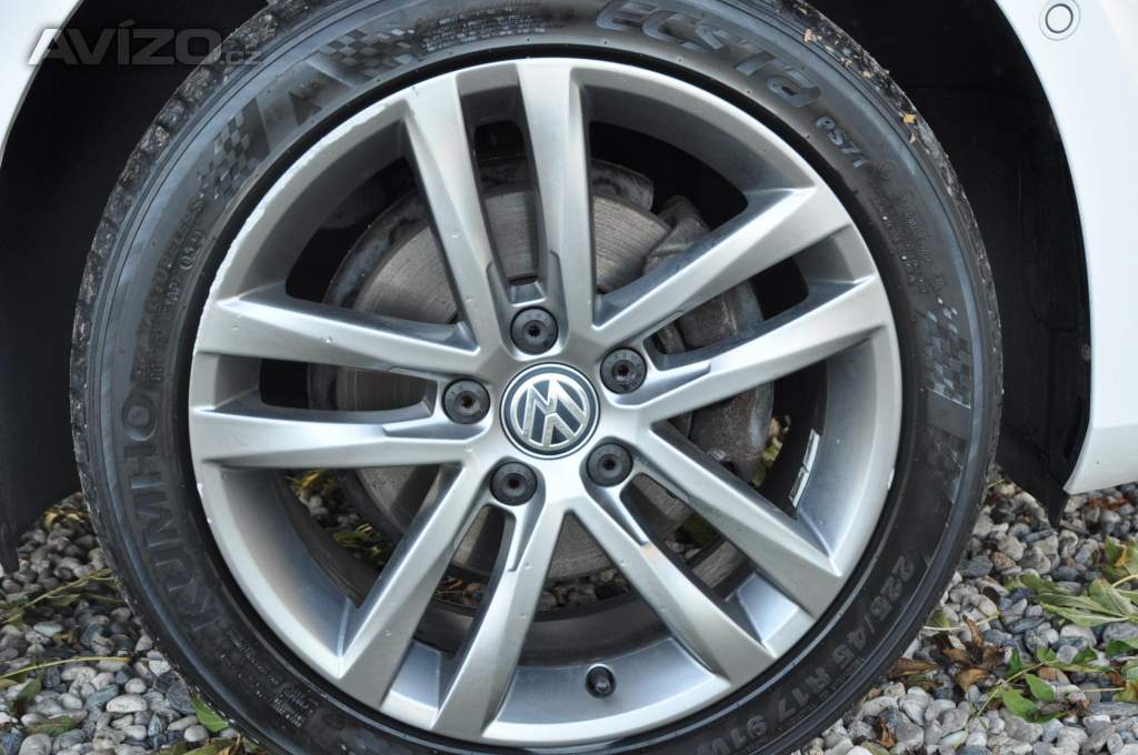 Foto inzerátu Volkswagen Golf VII 1.6TDi 77kW KOMBI 4x4