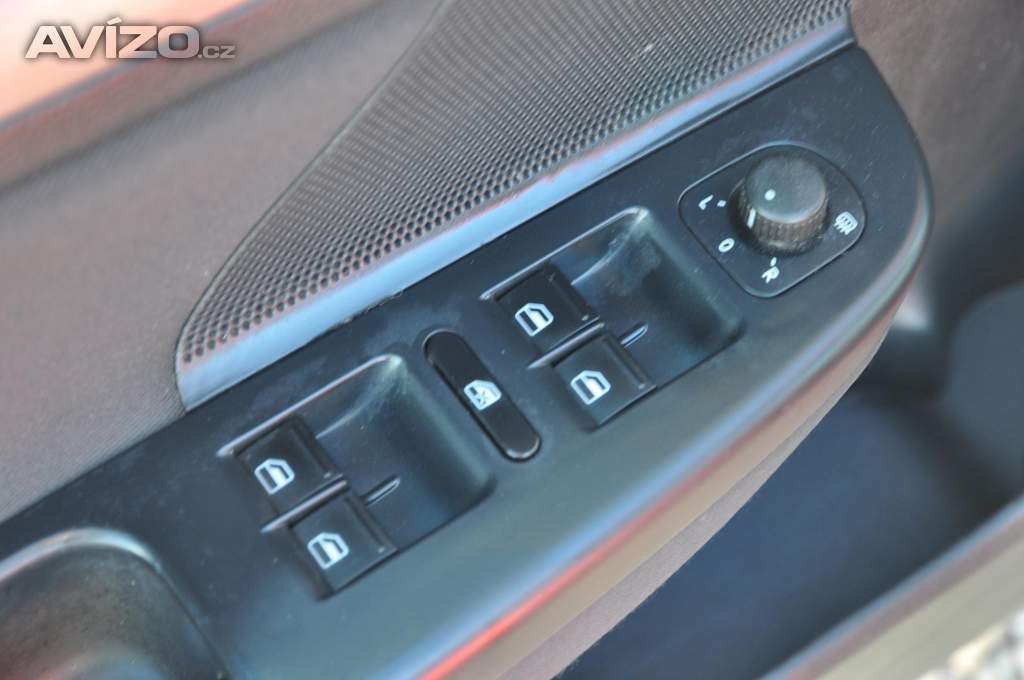 Foto inzerátu Volkswagen Golf 1.4i 59kW KOMBI Trend