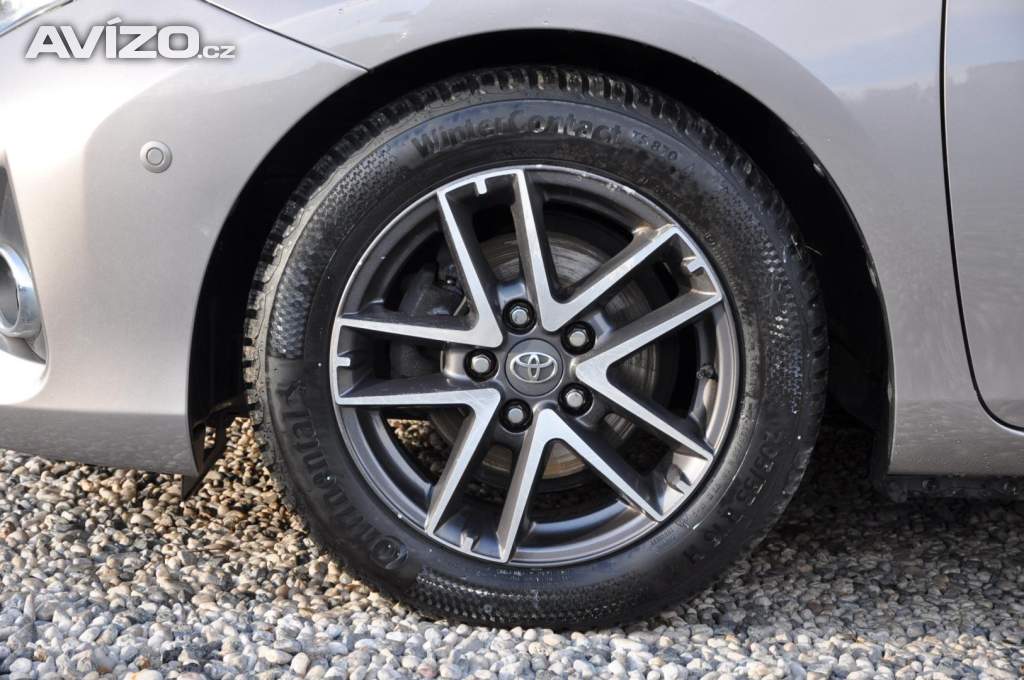 Foto inzerátu Toyota Auris 1.6ValveMatic 97kW KOMBI A/T
