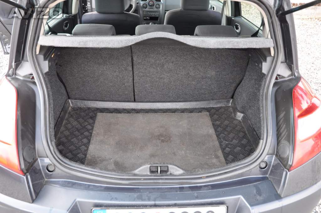 Foto inzerátu Renault Mégane 1.6i 16V 82kW  5dv.