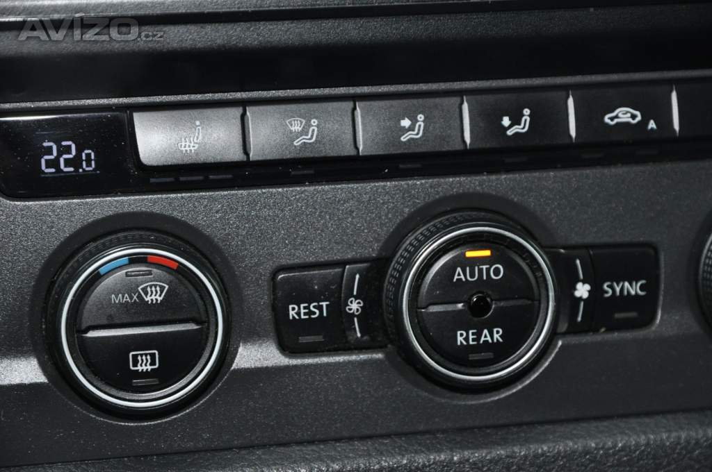 Foto inzerátu Volkswagen Caravelle 2.0TDi 110kW LONG 4x4