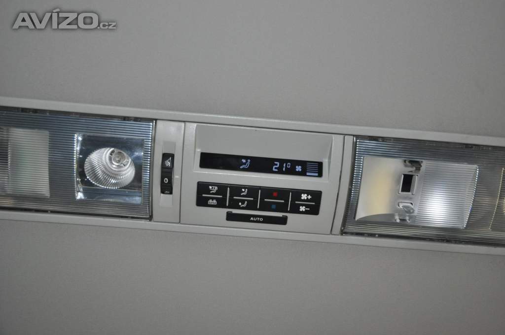 Foto inzerátu Volkswagen Caravelle 2.0TDi 110kW LONG 4x4