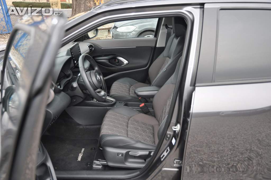 Foto inzerátu Toyota Yaris Cross 1.5 Hybrid Executive