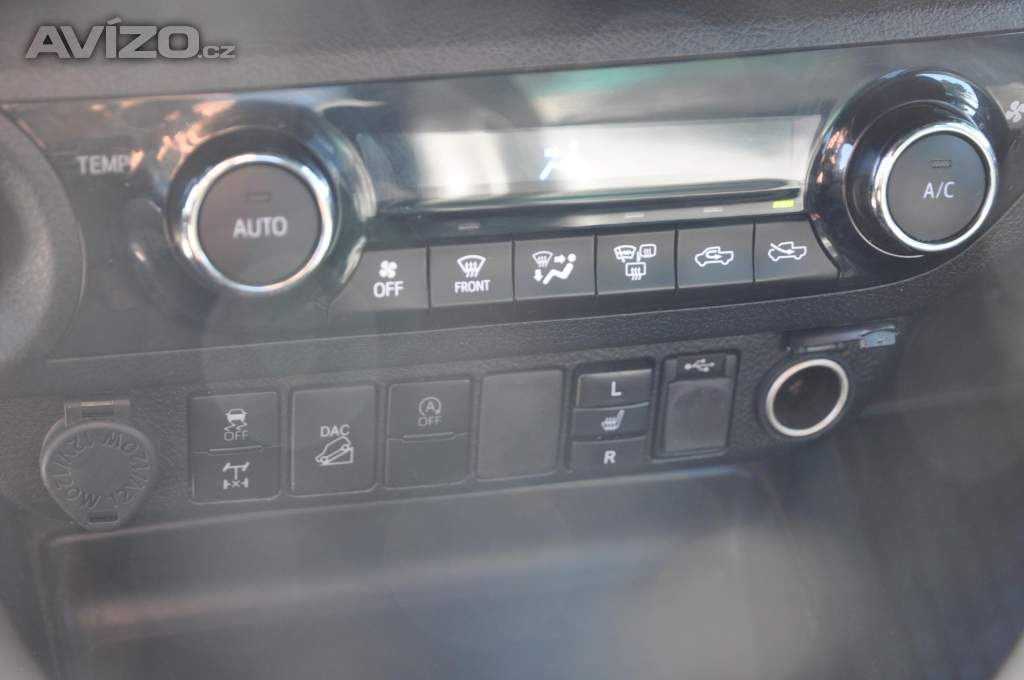 Foto inzerátu Toyota Hilux 2.8D 150kW 4x4 A/T Kůže AEROKL