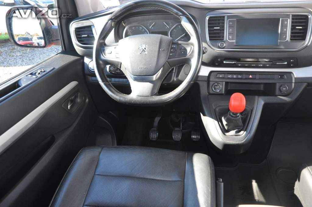Foto inzerátu Peugeot Traveller 2.0HDi 110kW Kůže 8.míst