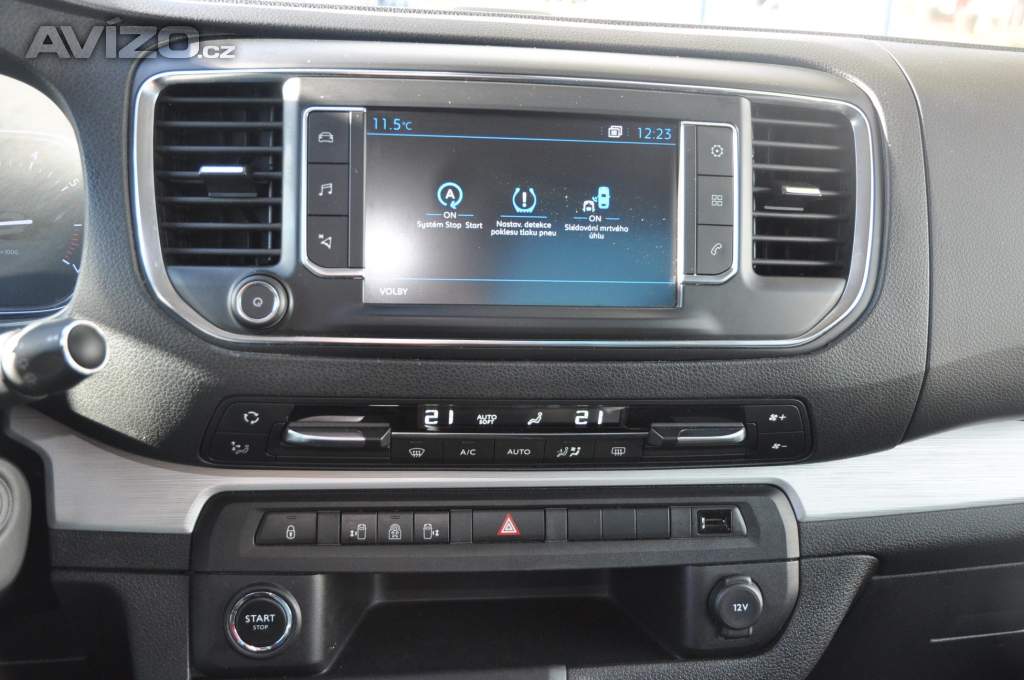 Foto inzerátu Peugeot Traveller 2.0HDi 110kW Kůže 8.míst