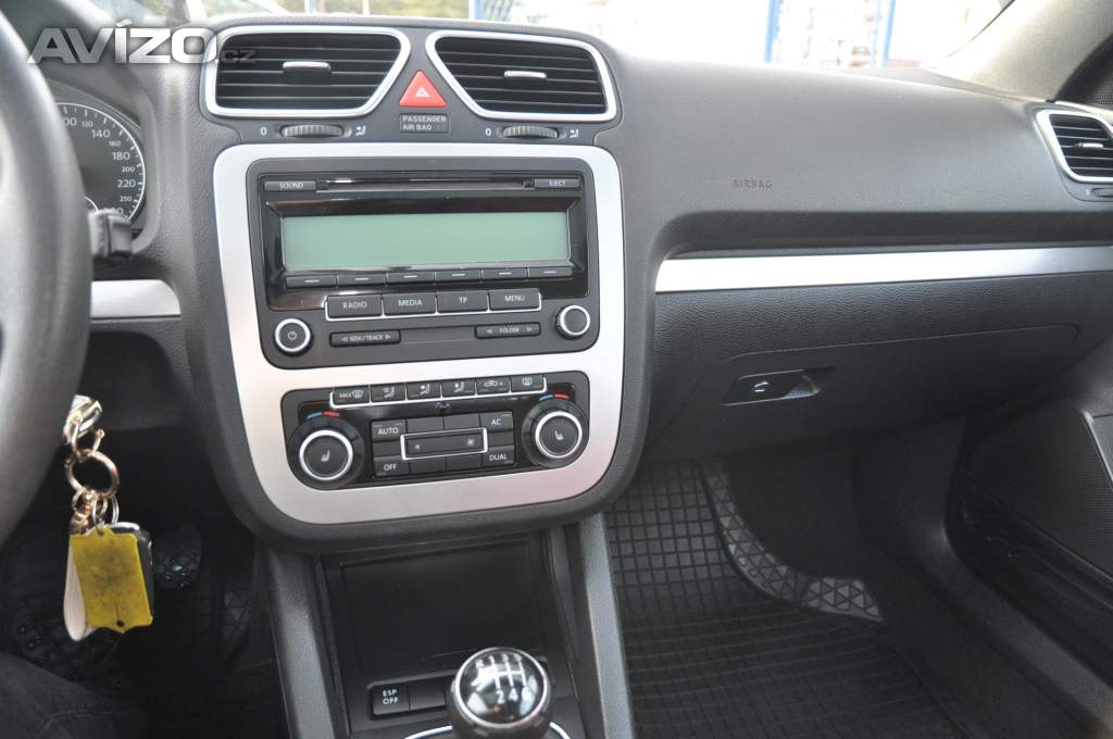 Foto inzerátu Volkswagen EOS 1.4TSi 90kW KŮŽE