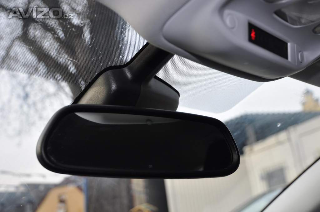 Foto inzerátu Peugeot 308 1.6eHDi 73kW SW