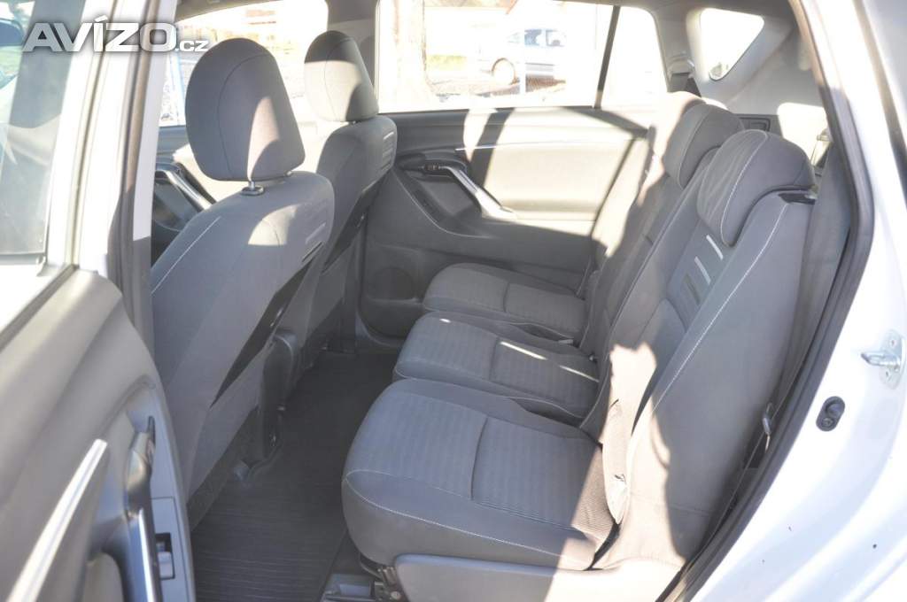 Foto inzerátu Toyota Verso 1.6 ValveMatic 97kW 7.míst