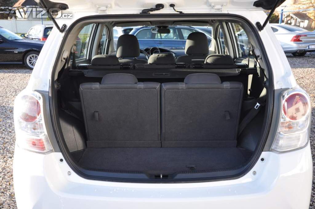 Foto inzerátu Toyota Verso 1.6 ValveMatic 97kW 7.míst