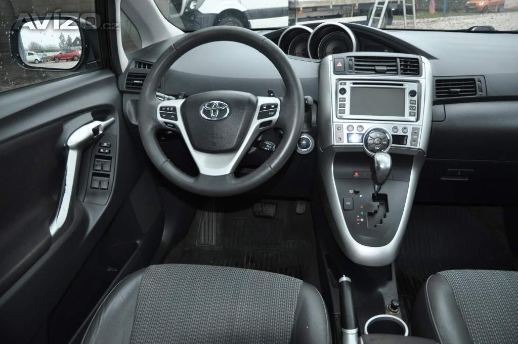 Foto inzerátu Toyota Verso 1.8 Valvematic 108kW Automat