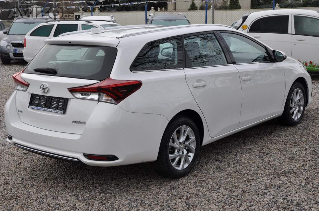 Foto inzerátu Toyota Auris 1.6 97kW KOMBI