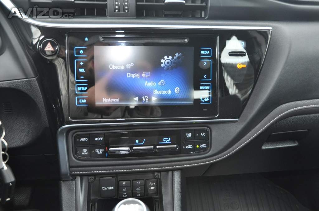 Foto inzerátu Toyota Auris 1.6 97kW KOMBI