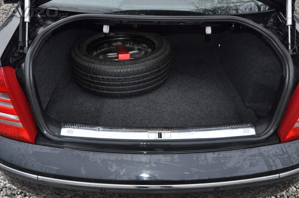 Foto inzerátu Škoda Superb 2.8i V6 142kW Automat LPG