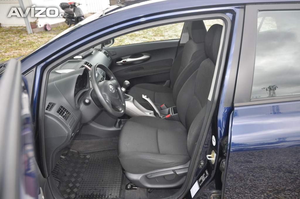 Foto inzerátu Toyota Auris 1.4VVTi 71kW 5dv. KLIMA