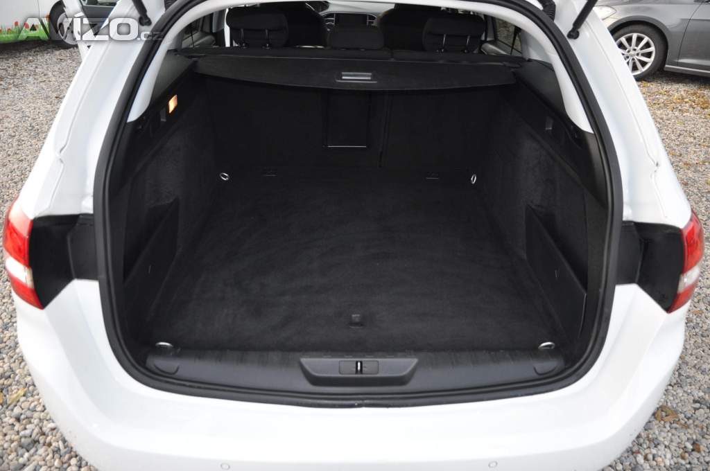 Foto inzerátu Peugeot 308 1.6eHDi 73kW SW