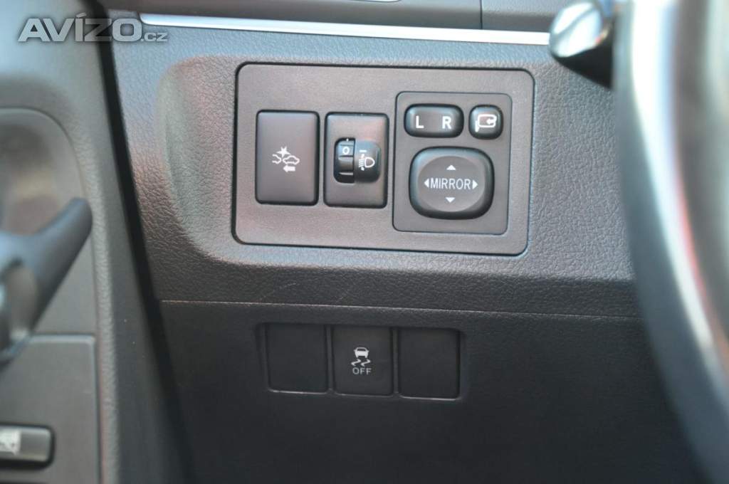 Foto inzerátu Toyota Verso 1.6 ValveMatic 97kW 7.míst