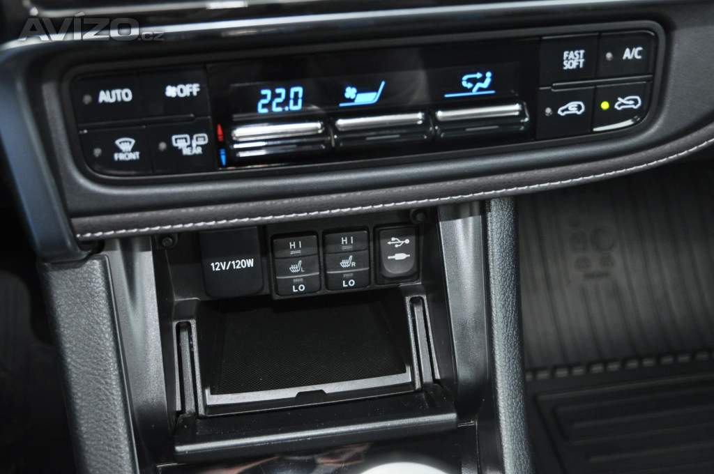 Foto inzerátu Toyota Auris 1.6 97kW KOMBI