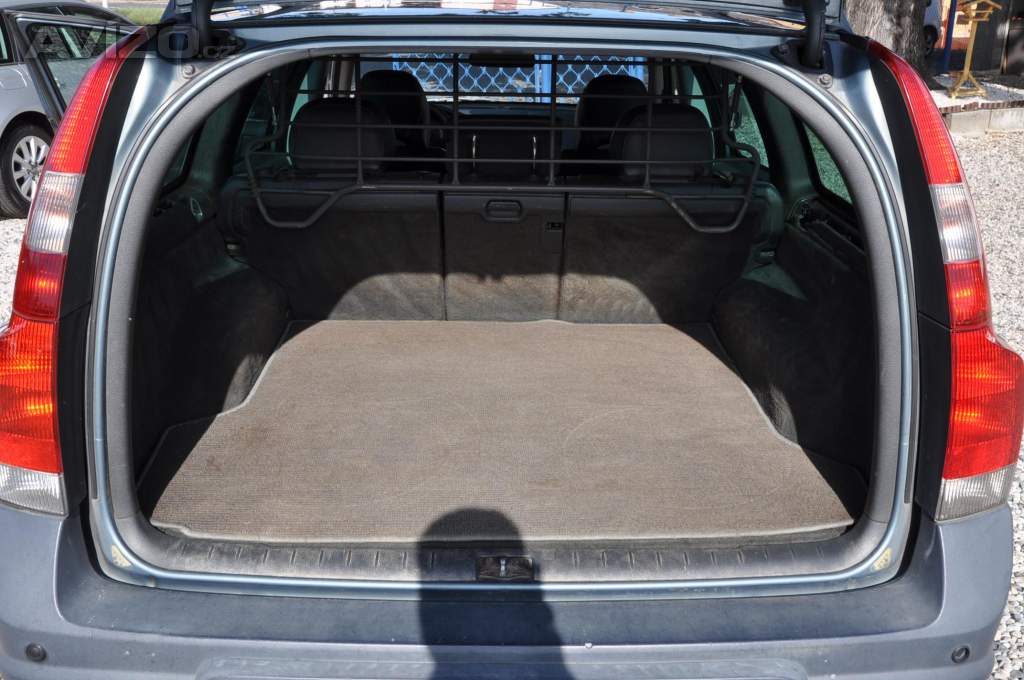 Foto inzerátu Volvo XC70 D5 120kW 4x4 A/T