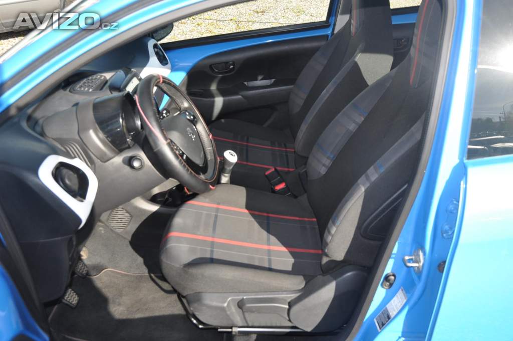 Foto inzerátu Peugeot 108 1.0i 51kW 5dv. KLIMA