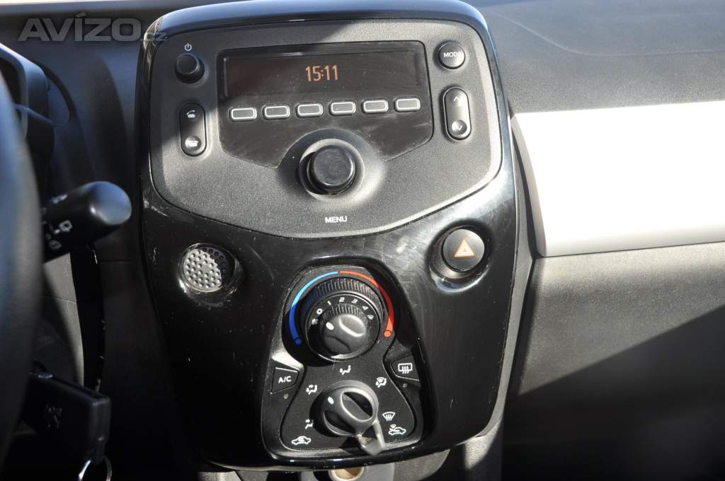 Foto inzerátu Peugeot 108 1.0i 51kW 5dv. KLIMA