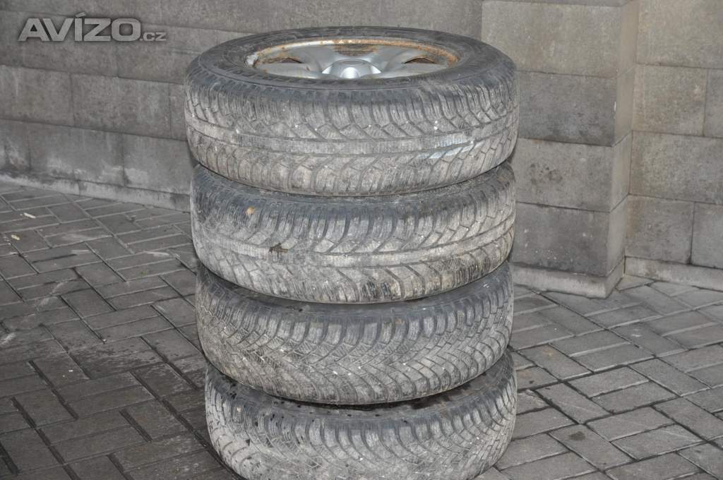 Foto inzerátu Toyota RAV4 2.0VVT-i 110kW 3dv.