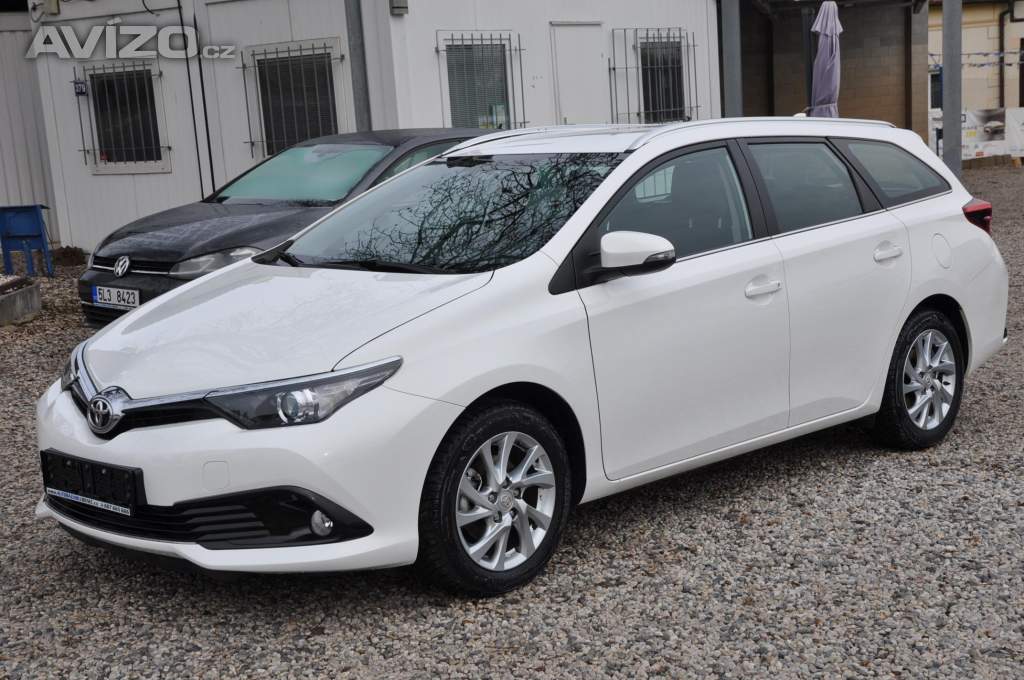 Toyota Auris 1.6 97kW KOMBI