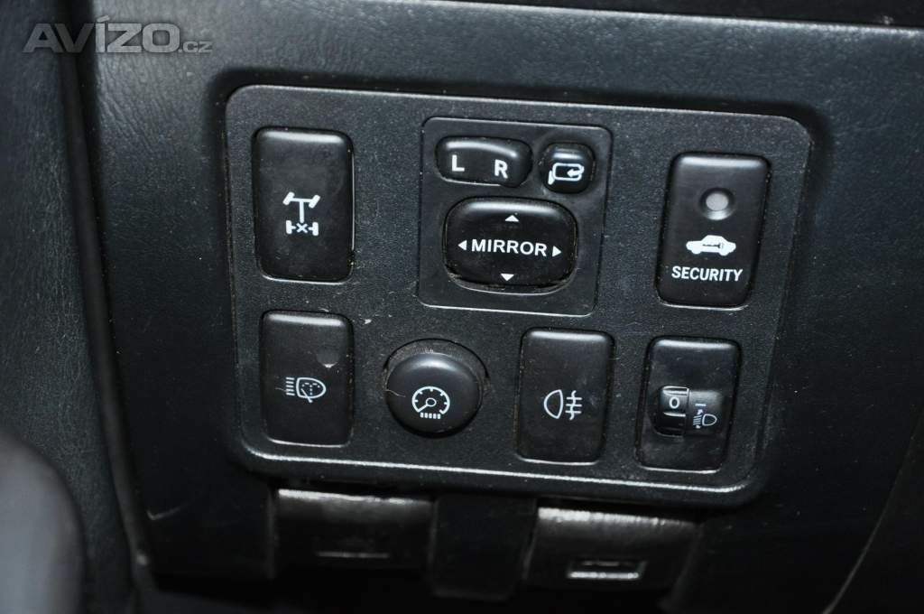 Foto inzerátu Toyota Hilux 3.0D-4D 126kW Automat