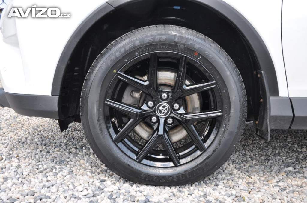 Foto inzerátu Toyota RAV4 2.5HSD 114kW