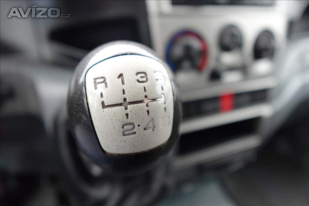 Foto inzerátu Iveco Daily 3,0 HPT  35C15 VALNÍK 7MÍST