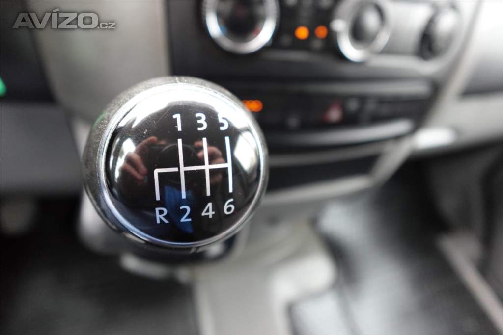 Foto inzerátu Volkswagen Crafter 2,0 TDI  L2H2 KLIMA