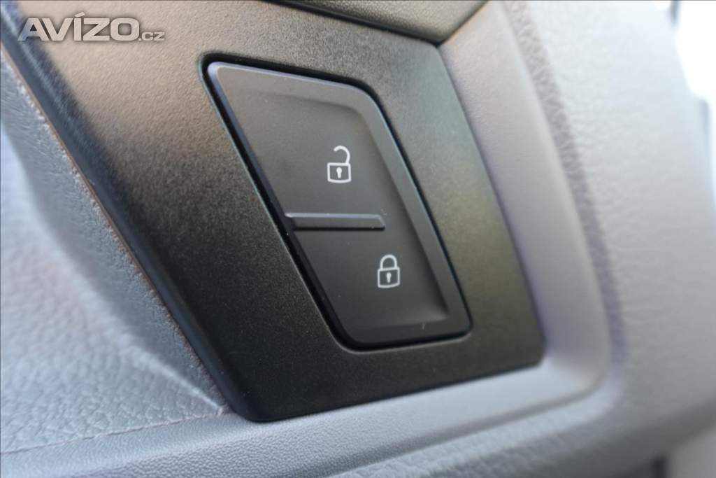 Foto inzerátu Volkswagen Crafter 2,0 TDI  MAXI KLIMA