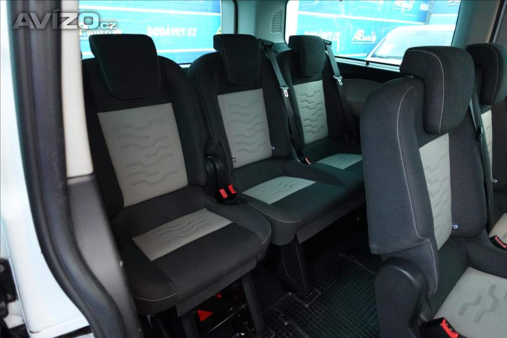 Foto inzerátu Ford Tourneo Custom 2,0 TDCi  L2H1 8MÍST BUS KLIMA