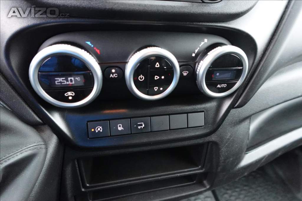 Foto inzerátu Iveco Daily 2,3 HPT  35C16 SKŘÍŇ ČELO KLIM