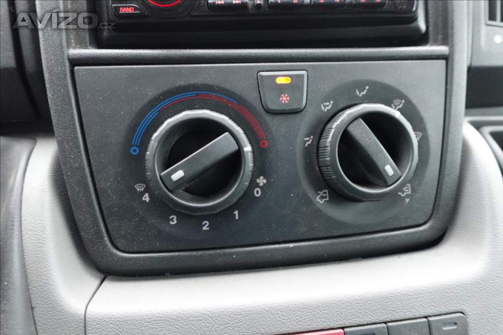 Foto inzerátu Peugeot Boxer 2,2 HDI  L2H2 9MÍST BUS KLIMA