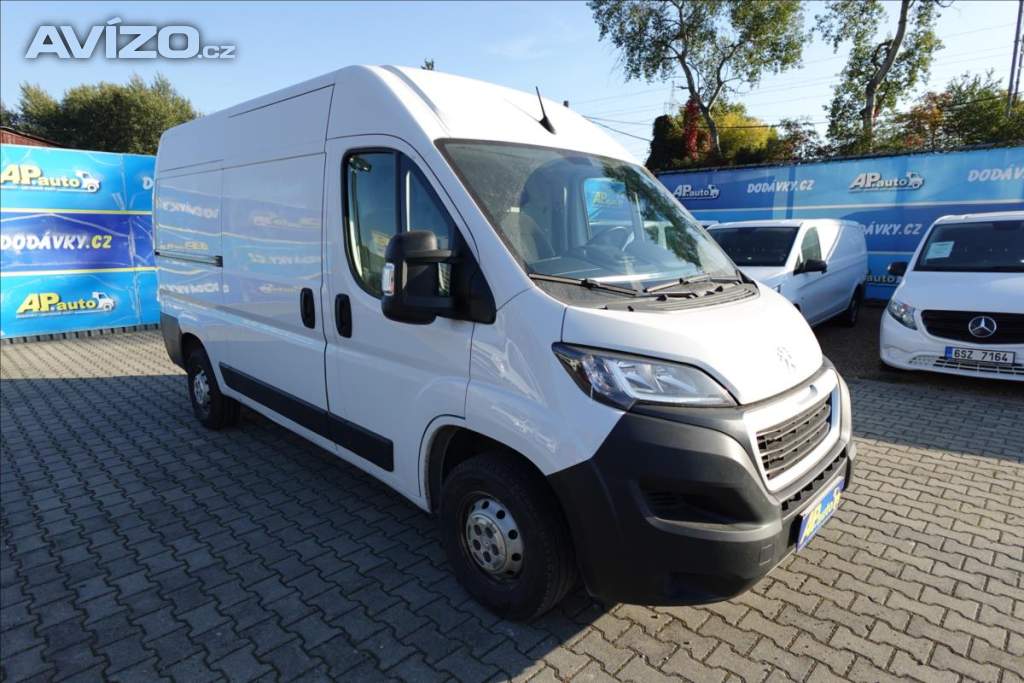 Foto inzerátu Peugeot Boxer 2,2 HDI  L2H2 KLIMA SERVISKA