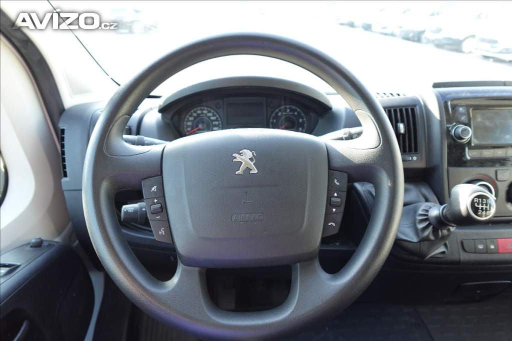 Foto inzerátu Peugeot Boxer 2,2 HDI  L2H2 KLIMA SERVISKA
