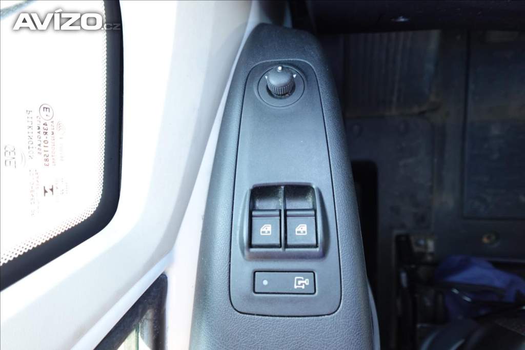 Foto inzerátu Peugeot Boxer 2,2 HDI  L2H2 KLIMA SERVISKA