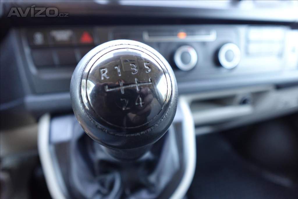 Foto inzerátu Volkswagen Transporter 2,0 TDI  L2H1 KLIMA SERVISKA
