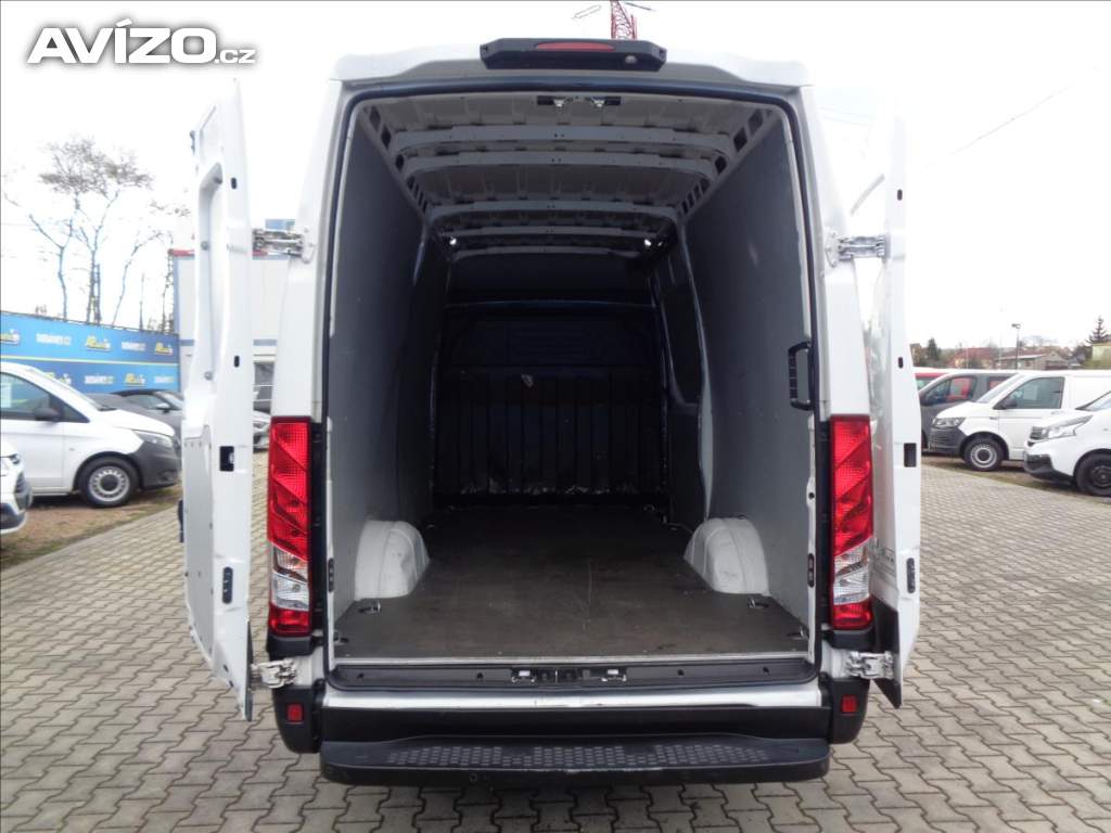 Foto inzerátu Iveco Daily 2,3 HPT KLIMATRONIC  35S16 L2H