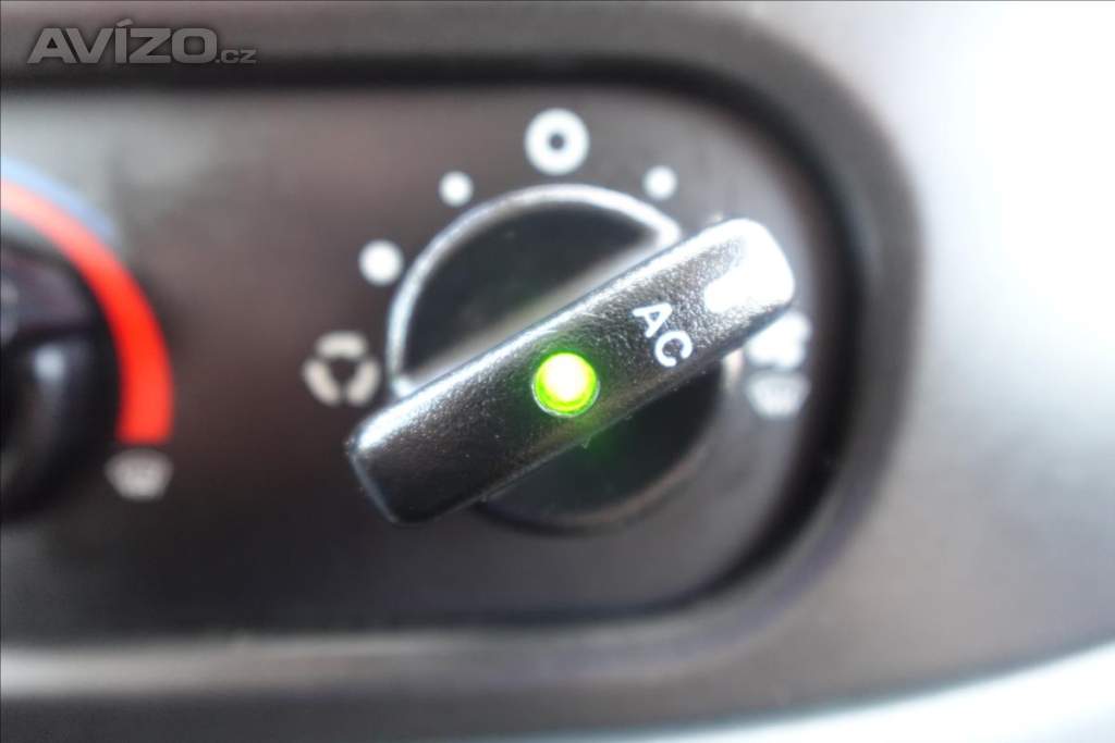 Foto inzerátu Ford Transit 2,2 TDCI  L3H2 KLIMA CHLAĎÁK