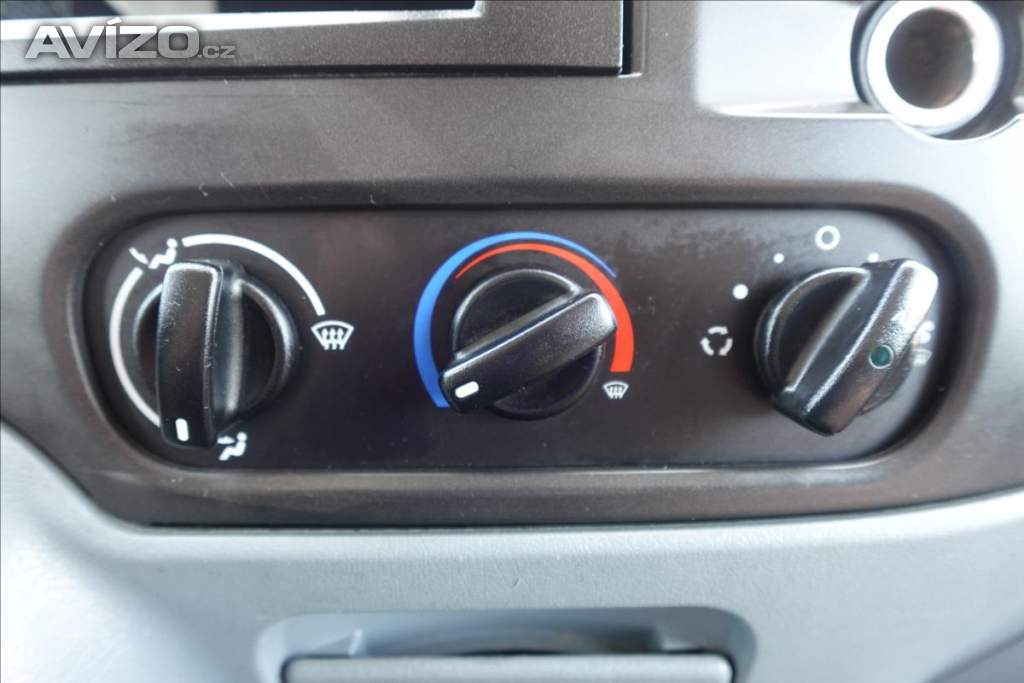 Foto inzerátu Ford Transit 2,2 TDCI  L3H2 KLIMA CHLAĎÁK